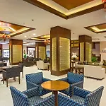 多西酒店 4*