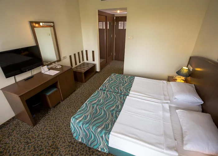 Dosi Hotel