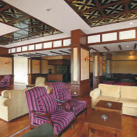 Dosi Hotell 4*