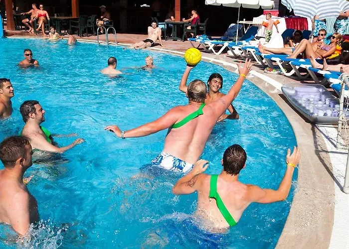 دوسى فندق 4*