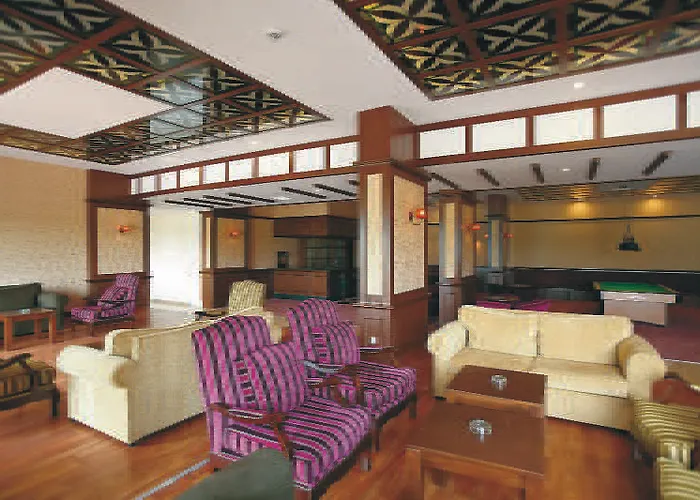 دوسى فندق 4*